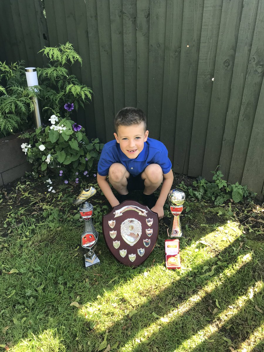 _Sim_Simma's tweet image. proud dad today, lucas getting getting players player of the year and coaches player of the year too, also his team the lions getting junior team of the year👏👏👏