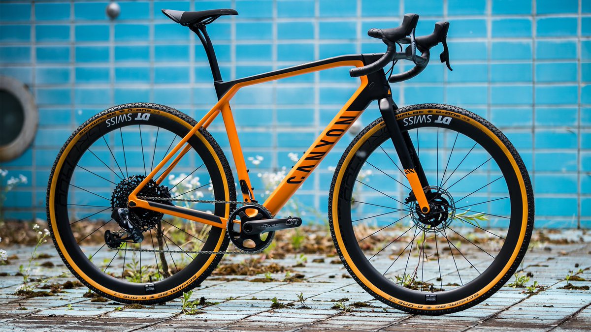 canyon_bikes's tweet image. Built to be the lightest, fastest and stiffest gravel bike, the CF SLX model is for those pure gravel junkies. 

What inspiring adventure races would you take the Grail CF SLX to? 

📸 Boris Beyer