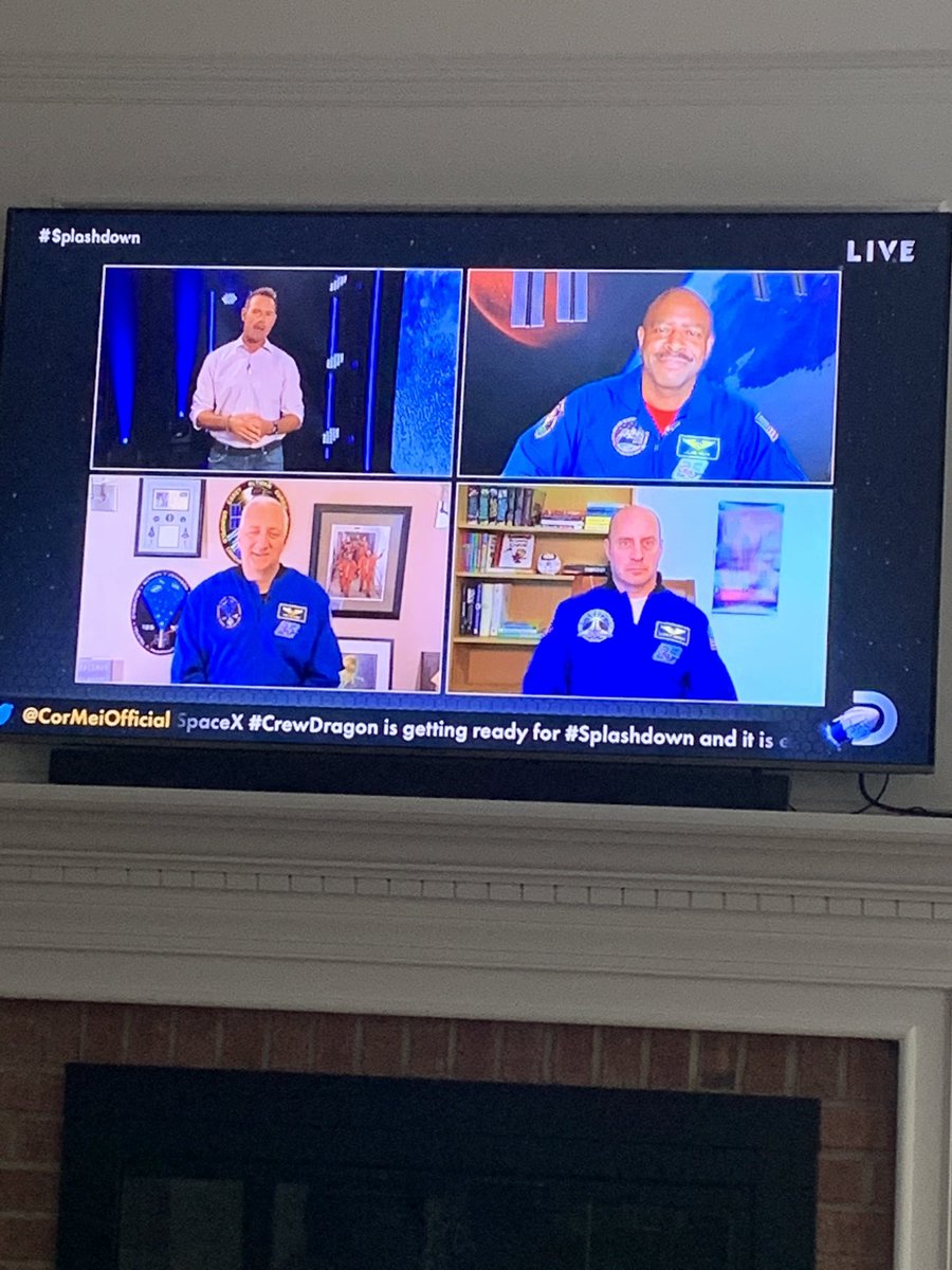 Welcome Back Bob &amp; Doug!#splashdown