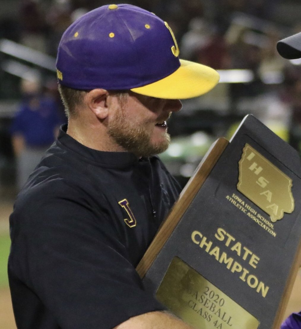 Build the statue already #GOAT🐐