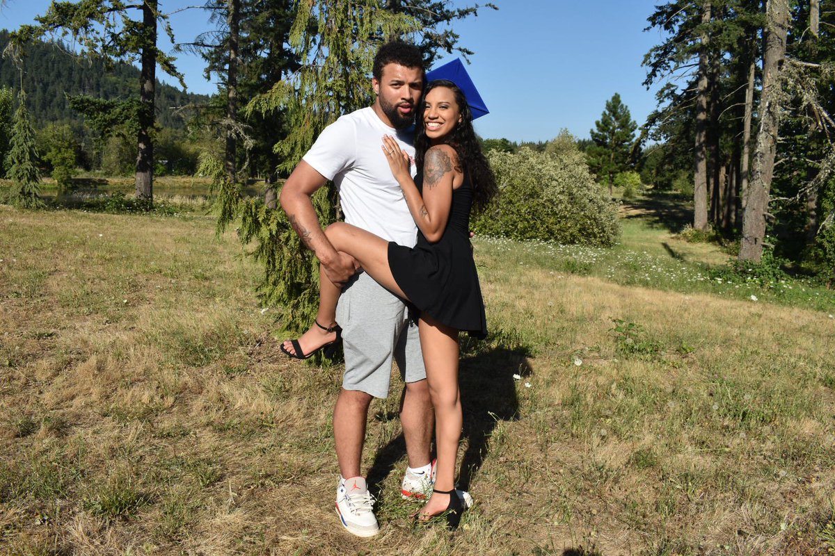 nailam99's tweet photo. From senior year of high school to graduating college and being engaged🥺 so happy we’ve done it all together 💙 @CrazyyJayyyy https://t.co/O2wOhQBaor