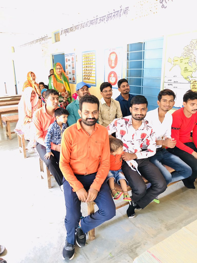 Malviyainder88's tweet photo. #SelfieWithFriends https://t.co/6wTZHVGeav