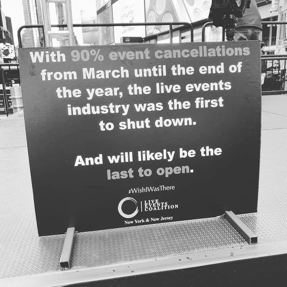 LeeGroffdaudet's tweet photo. @SpeakerPelosi I’m over 55, have been out of work since 3/ 12- apply daily al over the country but no new job offer yet, and my health insurance ALONE monthly costs more than the regular unemployment monthly payments without the extra amt. not to mention mortgage, food... https://t.co/JzUbMQilRT
