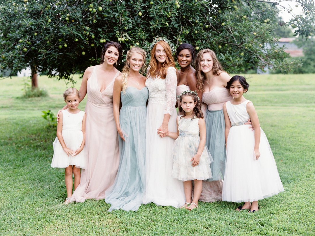 WHbLiz's tweet photo. Today we celebrate sisters! The built-in best friends from birth! We couldn't do it without you!
Vendors:
Photography | @caseyrosephotography 🌿 Styling &amp; Florals @canddevents | Cake Design @detailscakedesign | Hair @weddinghairbyliz | Makeup @r.a.e.makeupartistry | Vintage Ren https://t.co/AQb6vBSCov