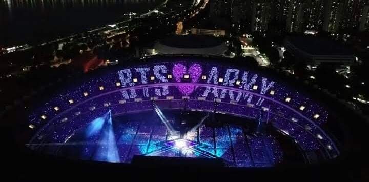 ArmyHildo's tweet photo. @BTS_twt 
#BTS_Dynamite 
#1 on US billboard debut
110 #1s on ITunes
SHAZAM  250,000 in 24hrs
SHAZAM 500,000 in the 1s  week
YT 100m Views
In the 1s 24 hrs 7million Music video likes in 24 hrs
2 m viewer Music video premiere #1 in the YT trending in 1s page https://t.co/aNNKY2TKb6
