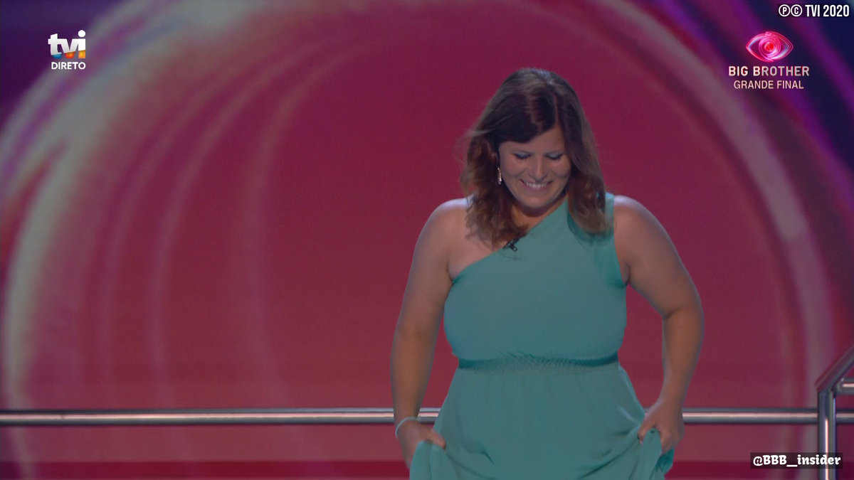 BBB_insider's tweet photo. Noélia chegou ao estúdio. #BB2020tvi https://t.co/koMcfAll5z