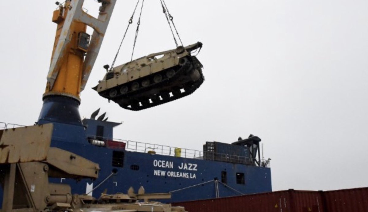 OrdnanceCSM's tweet photo. @SDDCCSM Let us know if you need some higher level maintenance! #TeamOrdnance will have both a recovery vehicle (one of the flying M88s) and a contact truck ready at a moment’s notice.
#JustCallUs
@ChiefofOrdnance @EodCmdtUSArmy https://t.co/Jv8C7B8Vdu