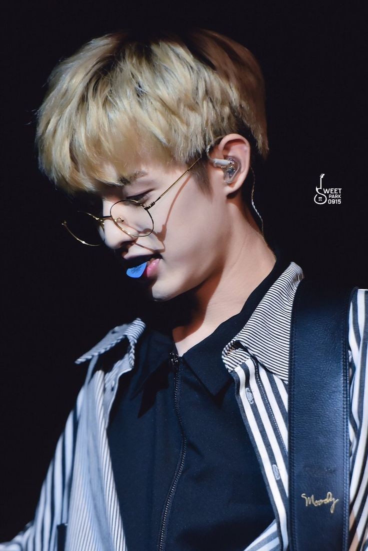 day6 jae biting his guitar pick; a thread