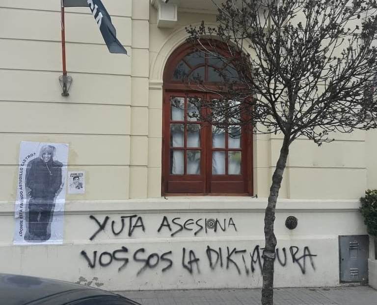 senialesradio's tweet photo. Zara: « todos queremos que aparezca Facundo, pero esta no es la manera» https://t.co/xLROXJkNiQ https://t.co/Wy5oeN87Fa
