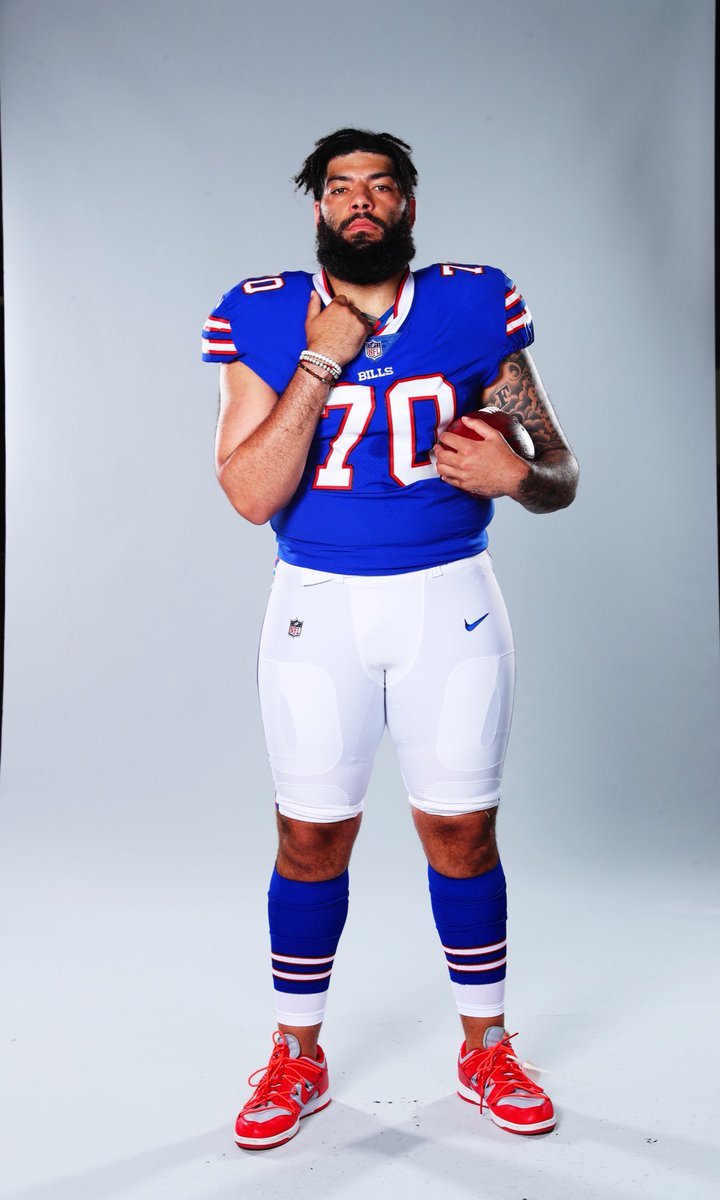 Cody_Ford74's tweet photo. Year ✌🏽 #BillsMafia 
Let’s have some fun this year! https://t.co/WNNVjXN4UH