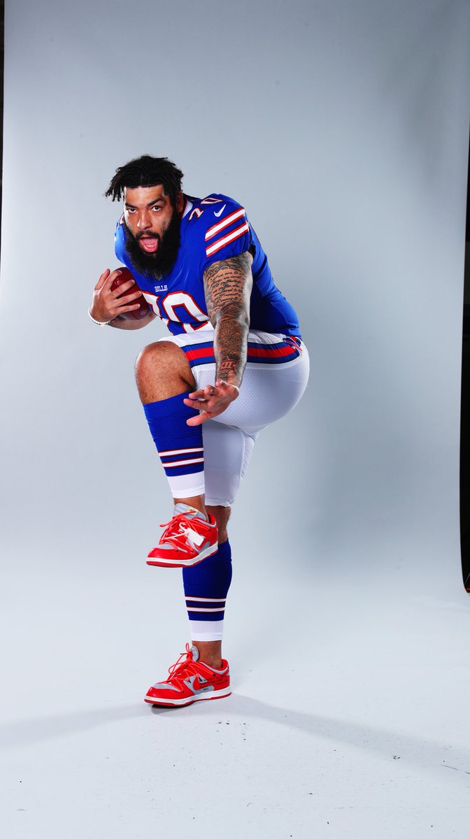 Cody_Ford74's tweet photo. Year ✌🏽 #BillsMafia 
Let’s have some fun this year! https://t.co/WNNVjXN4UH