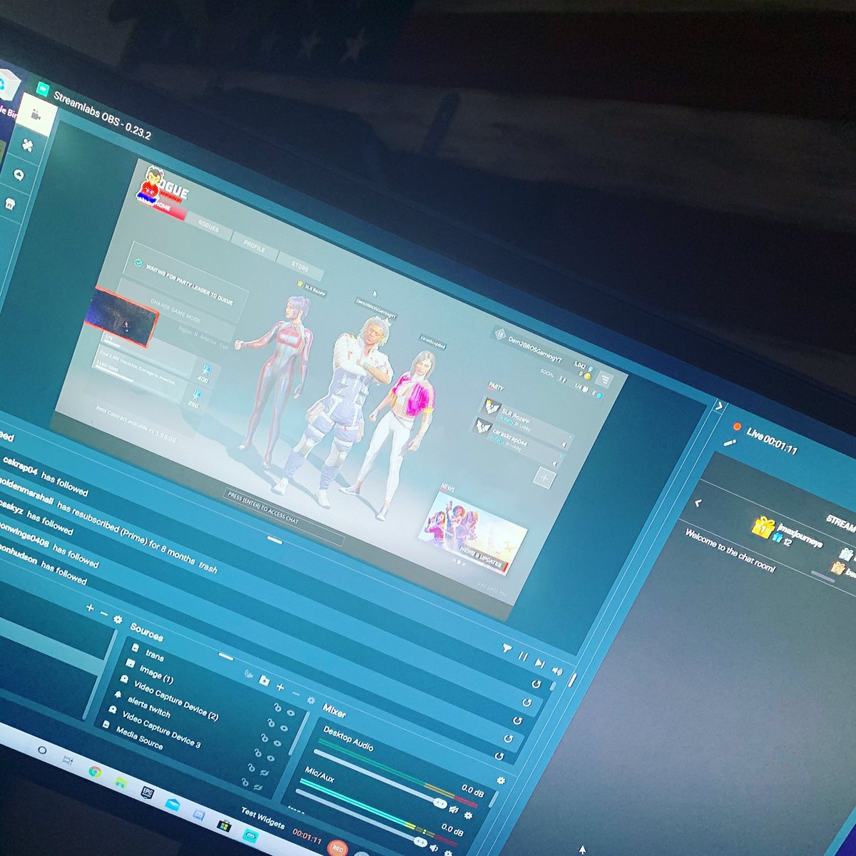 dem2brosgaming's tweet photo. Steaming on twitch rn https://t.co/rCXBErpay3 https://t.co/BoeEuhBUdE