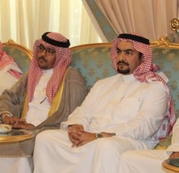 mmmm1mr's tweet photo. نبارك للأمير #ممدوح_بن_انور_الشعلان بمناسبة صدور الارادة الملكية السامية  بتعيينه  شيخا #لقبيلة_الروله 
با #المملكة_الأردنية_الهاشمية 
، خلف لوالده المرحوم باذن الله الأمير انور بن فواز #الشعلان .. 
خير خلف لخير سلف .. ودام عز الشعالين ..والف مبروك https://t.co/rMJ5XpTxaQ