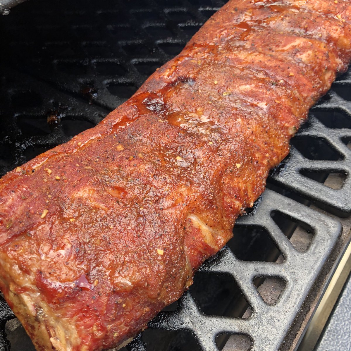WYcain's tweet photo. Getting some #ribs rockin’ on @PitBossGrills this afternoon for my #nascartailgate for @NHMS - #nascar #pitbossnation #grilling #pelletsmoker #bbq #sundayvibes https://t.co/legxa8xfhI