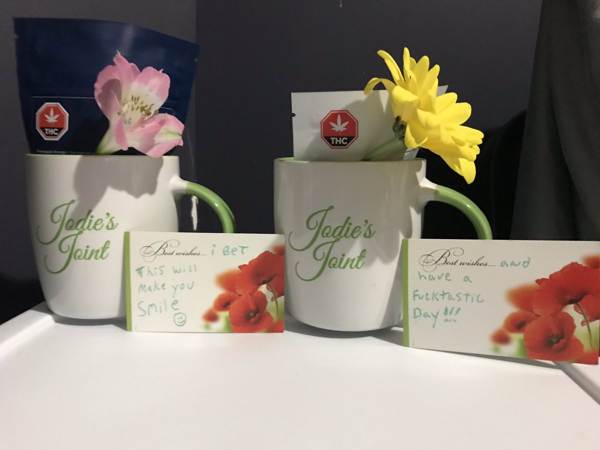 Gifts for my assistant and coordinator, hope you have more mugs I’m coming back😊<a href="/JodieEmery/">Jodie Giesz-Ramsay</a> <a href="/JodiesJoint/">Jodie's Joint</a> <a href="/CannabisCulture/">Cannabis Culture</a>