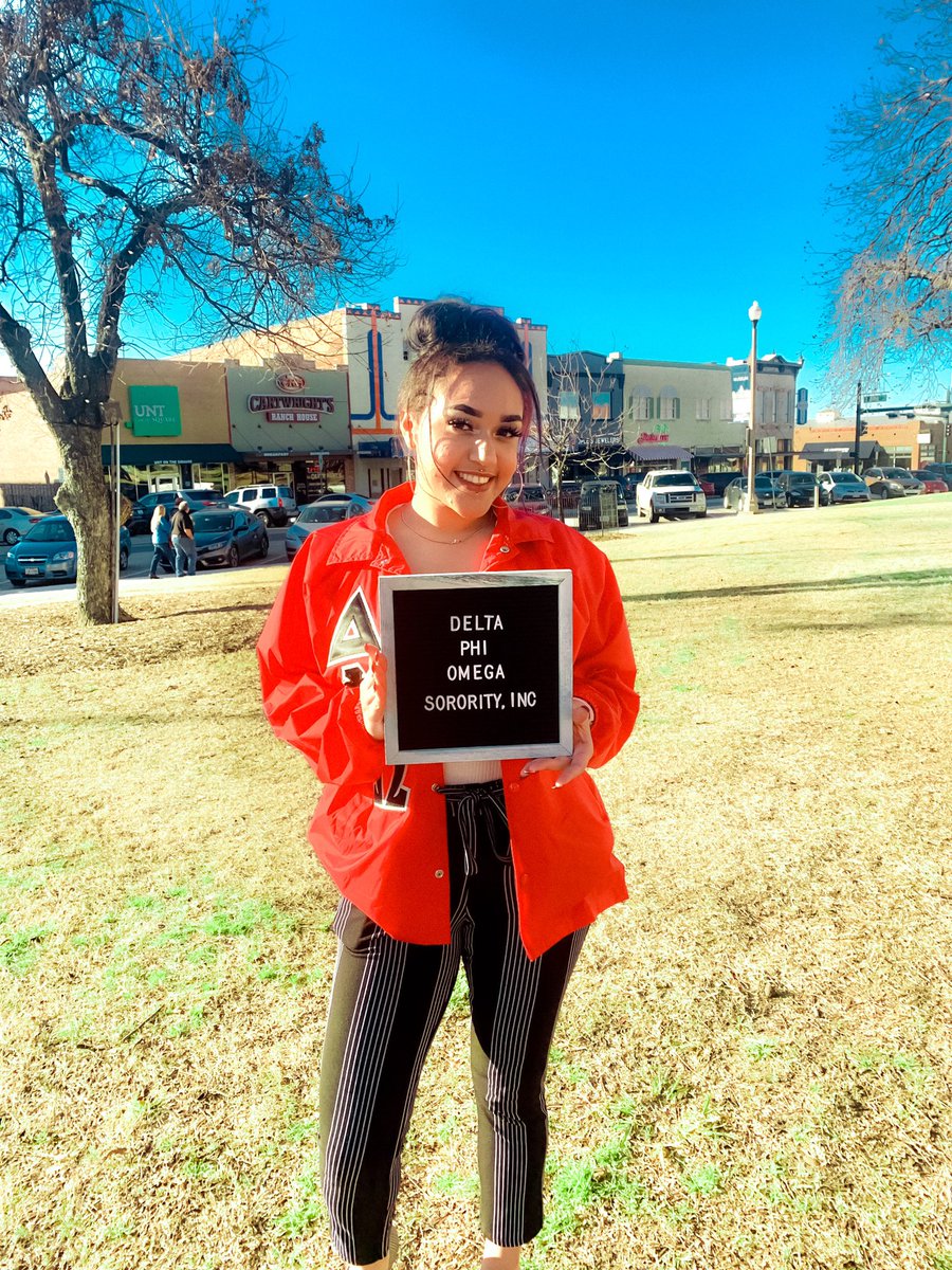 ✰ We’d like to congratulate our striking Ultraviolet Upsilon Class angel, Nura “Chidori” Alsarrawi, on her full time job offer as a Human Resources Recruiting ASP. We are so proud of you for excelling in this position, &amp; can’t wait to see how you ascend in your career goals! ✰