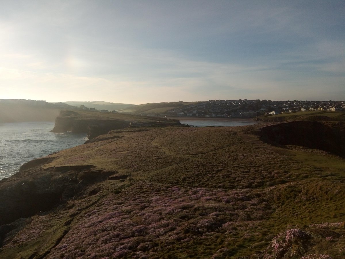 This is our last post for #NationalMarineWeek 2020, so of course it had to be a pic of our most beautiful and treasured Porth beach, just down the road from D&D HQ.

#LoveYourSea #Cornwall #Newquay #ExploreCornwall #ExploreBritain #BeautifulBritain #BesideTheSeaside #BritishCoast