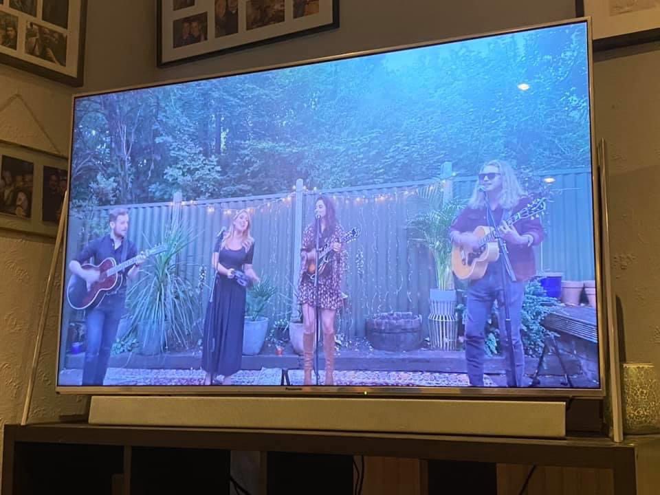faramir170's tweet photo. Thank you @thewanderhearts for the shoutout before till the day I die for my lovely wife Emily! She was In tears! https://t.co/7ilX4Fyl7T