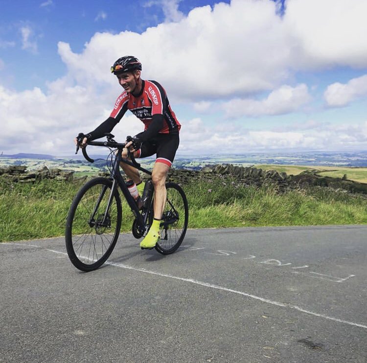 FKFitnessUK's tweet image. Great morning out in the Peak District. Lots of climbing and another 2 beasts crossed off the Top 100 UK Hill climbs. #HolmeMoss #jacksonbridge #TourDeFrance2014 #GlossopKinderVelo