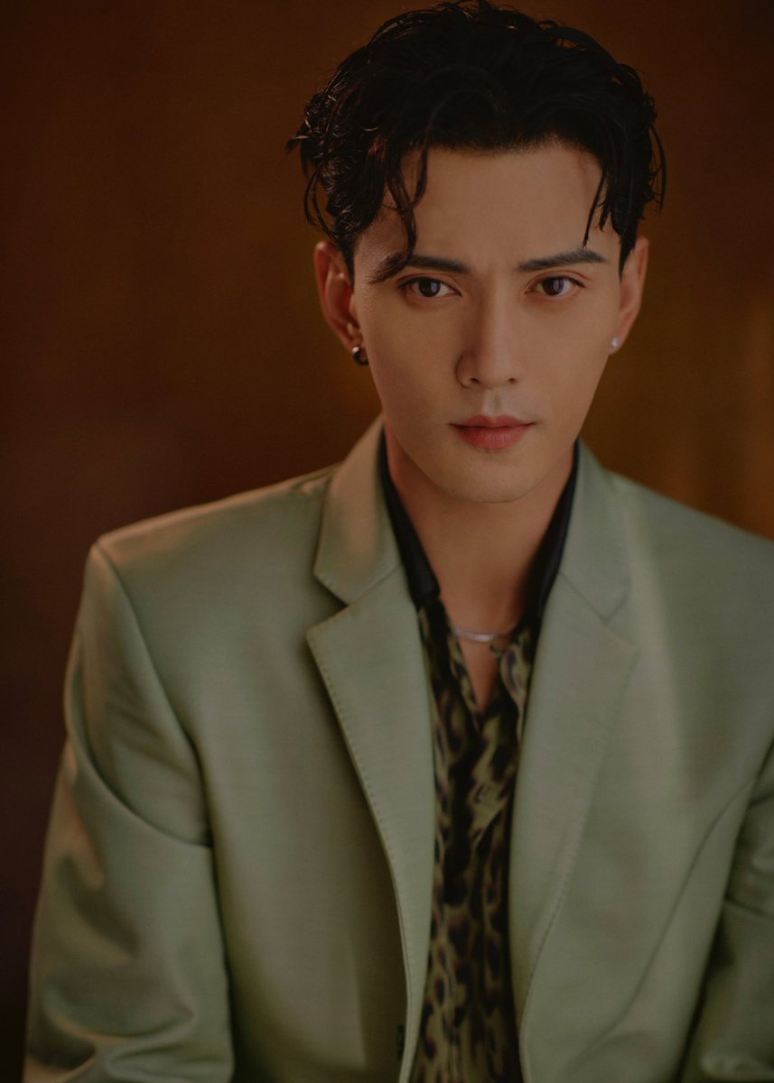 dramaskfan's tweet photo. #XuZhengXi para a coletiva anual de imprensa da Tencent Video 2020.
#JeremyJonesXu #LegendOfThePhoenix #Trace #NovolandTheCastleInTheSky2 #GossipHigh #cdrama #dorama https://t.co/ljVmMK2gO5