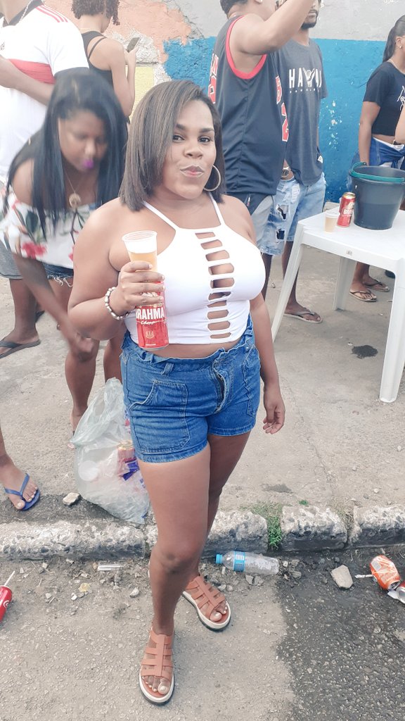 taainaarapf's tweet photo. Não deixa que sua felicidade dependa das pessoas, seja feliz por conta própria!!! #domingueeeei #toonline 😘 https://t.co/U5alYhIKju