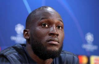 YourFakeQuotes's tweet photo. British grime artist Stormzy speaking ahead of his performance at Glastonbury 

Stormzy said ‘It’s an honour to be here and playing in front of thousands of fans. Fuck the Tories and fuck Boris’. https://t.co/axTtf9Brf8
