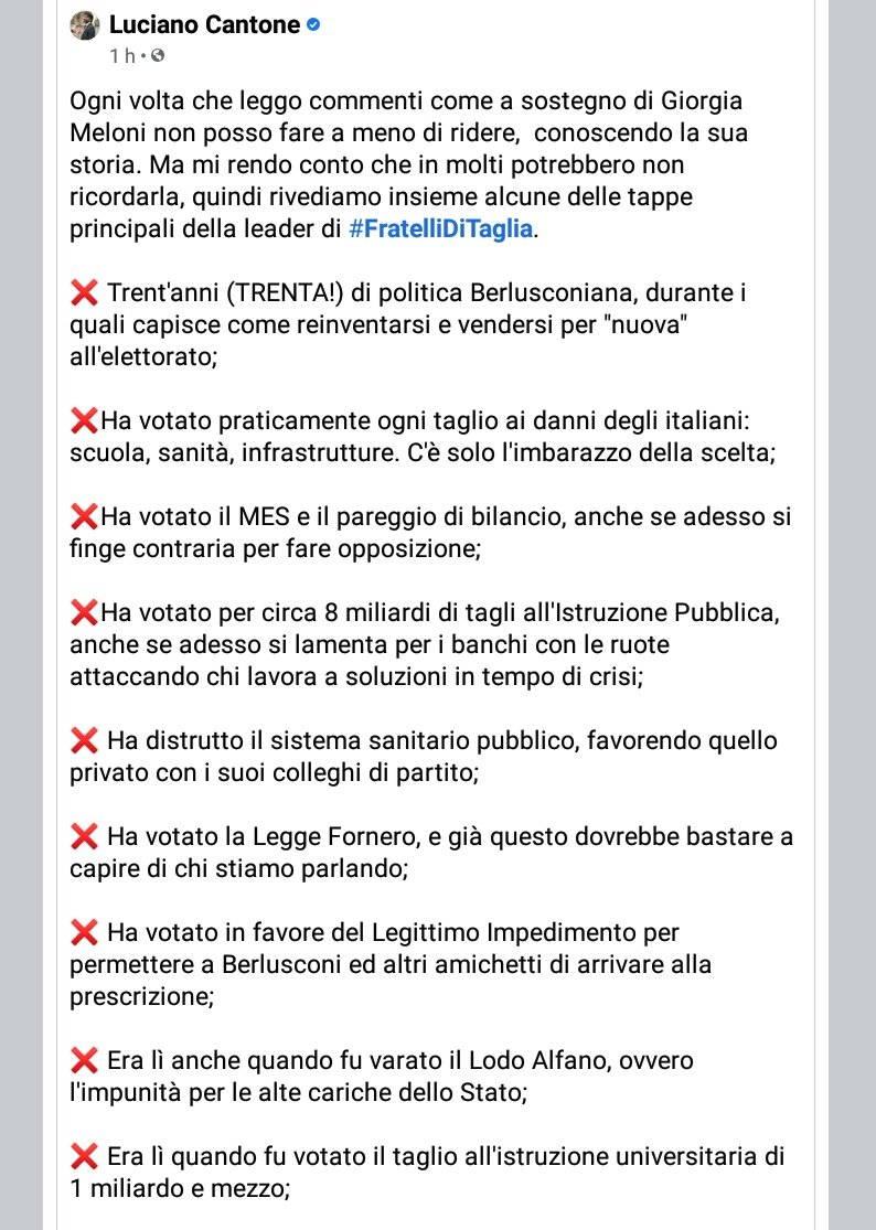 RennaNietta's tweet photo. La storia della strillona del Parlamento Italiano. .😏 https://t.co/l9X9c49tWe