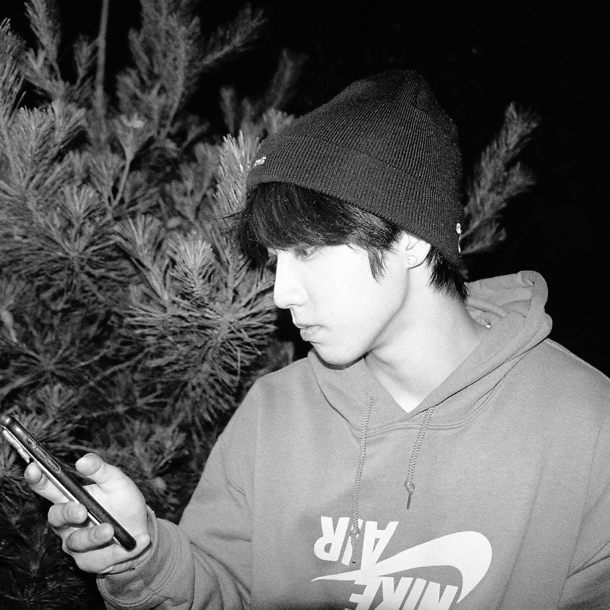 han jisung being an eboy: a short but necessary thread!!