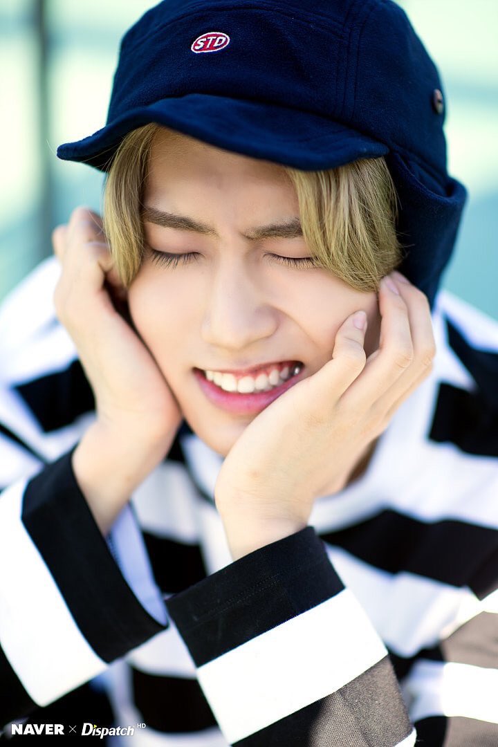 han jisung being an eboy: a short but necessary thread!!