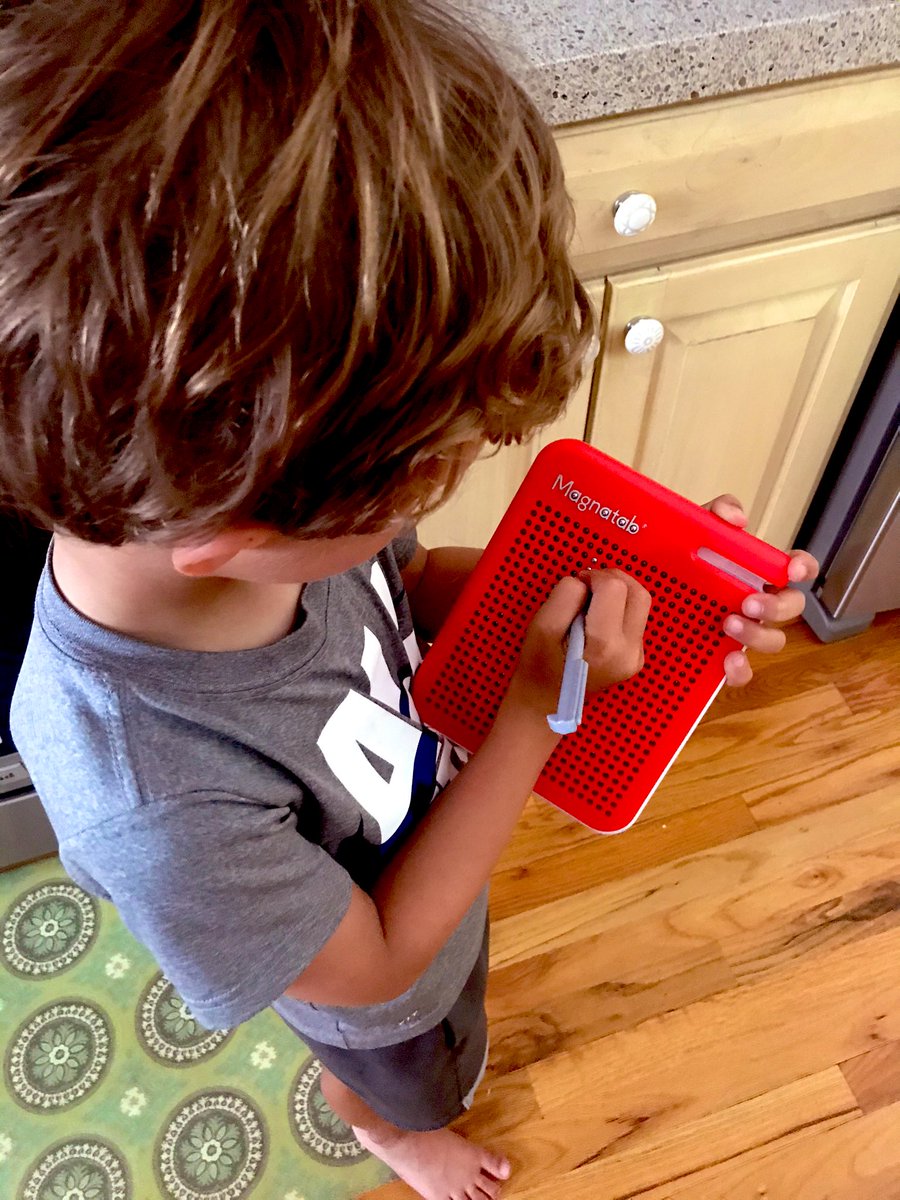 theteachermama's tweet photo. Fun find that would be awesome for multi-sensory word work! First grader approved! #magnatab https://t.co/fozsoj4AKh