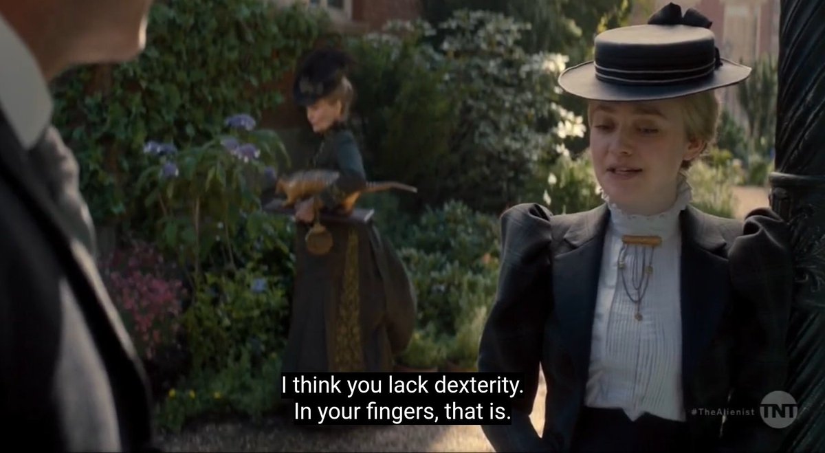 John better show her what those fingers can do  #TheAlienist  