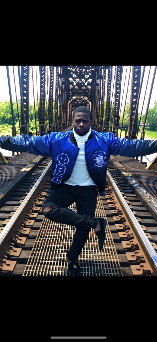 ward_dontae's tweet photo. “Future so bright I cast my 
shadow on the sun. Y’all can only see my dark past but I was MADE to change the future 🤘🏽🕊💙 “ 

- Σ.O.L.A.R E.C.L.I.P.Σ.E

#LONGHARDROAD #PBS1914🤘🏾
#AZMADE🕊🔗 #GOMAB 🔵⚪️#PHIBETASIGMASGOTSOUL https://t.co/KECGr5DD6j