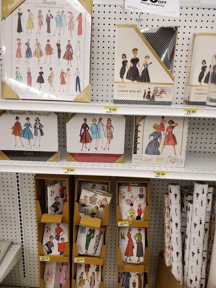 How fun is this?? #vintagestyle #Simplicity patterns and art on all kinds of fun things at <a href="/JoAnn_Stores/">JOANN Fabric & Craft</a>! Clever and classy, 
<a href="/mccallpatternco/">McCallPatternCompany</a>.