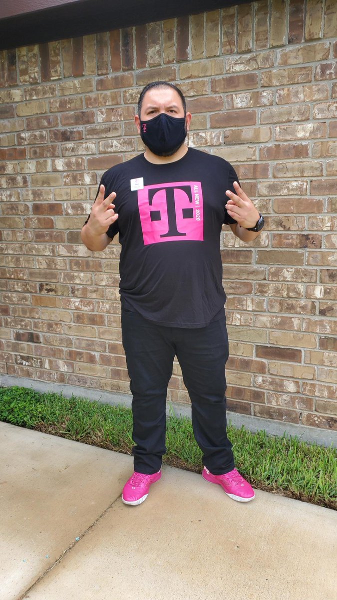 MagentaAbel's tweet photo. THE NEW T-MOBILE 08-02-20 https://t.co/0iqwfOnqTu