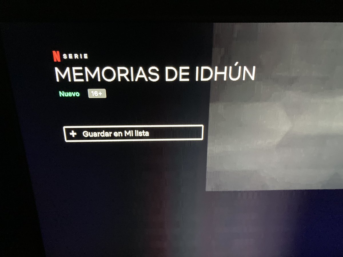 PabloCReyna's tweet photo. Hola todo bien ya aparece #MemoriasdeIdhún en Netflix de preestreno. *grita fuerte en idhunita* https://t.co/9gXkrMX3ku