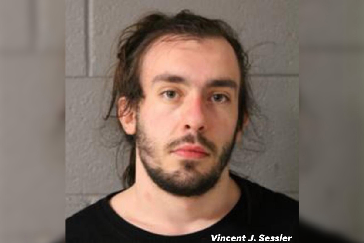 nypost's tweet photo. Dunkin' Donuts staffer busted after cop finds 'thick piece of mucus' in coffee https://t.co/7Cu6NEFrvO https://t.co/ogH75Unn4U