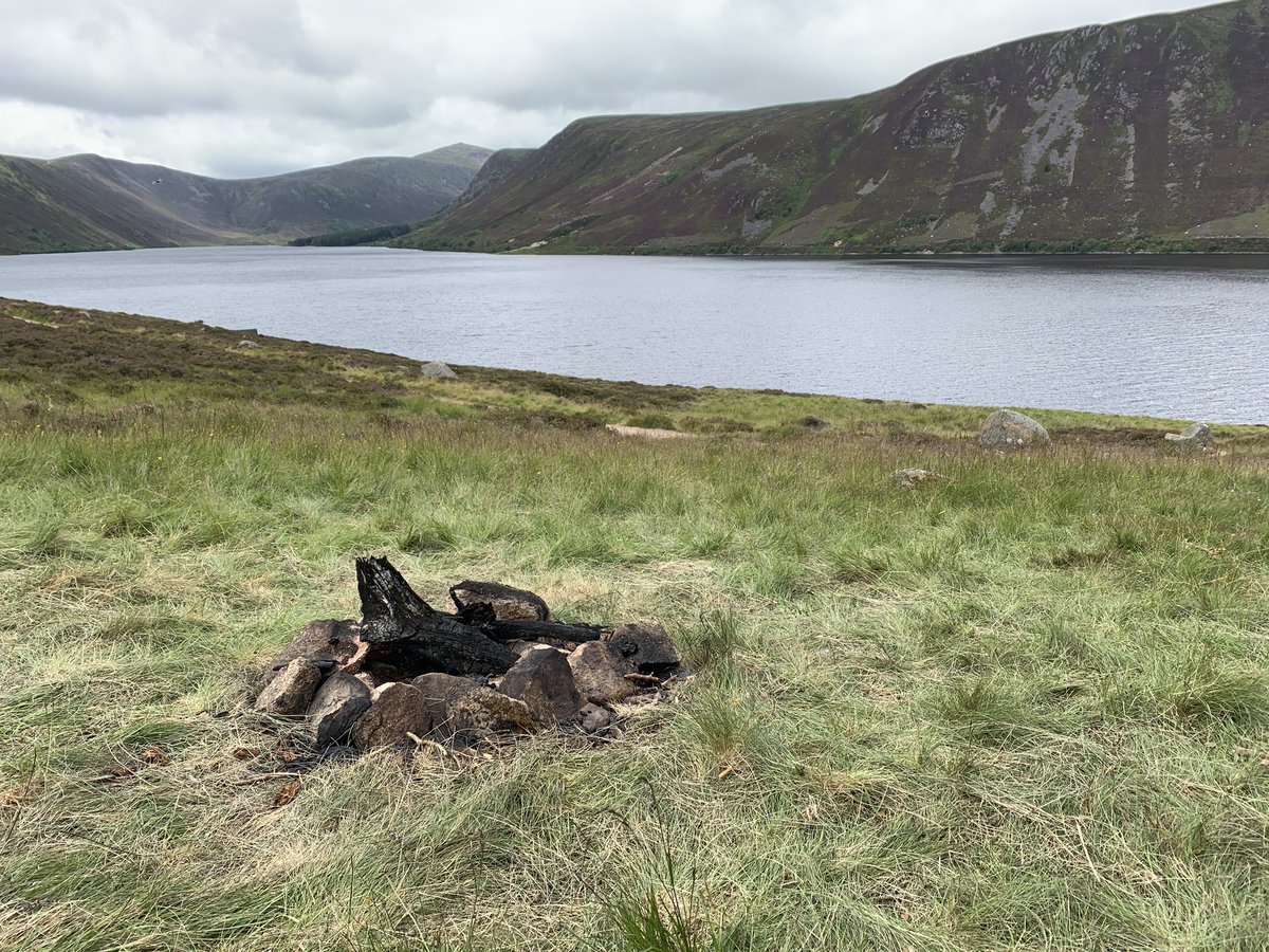 We are clearing dozens of fire pits like this every week. If you don’t know how to make a campfire without leaving a mess then please use a stove. Thank you.