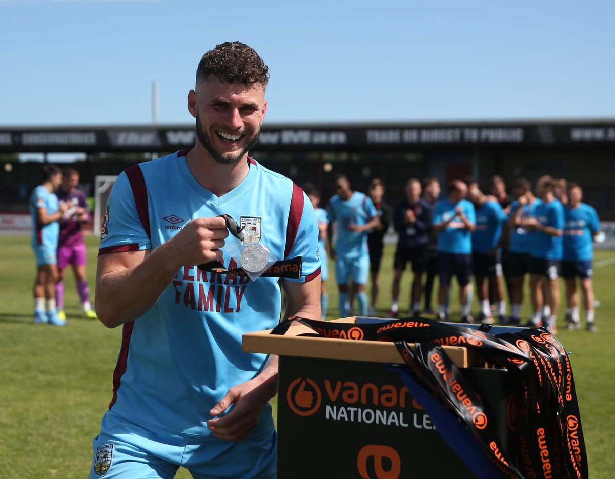🏆 We have had worse weekends... 

Keep enjoying it Terras fans! 

Book another day off work if you like...

We are going up! 

#UpTheTerras
#Back2Back