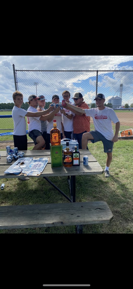 Speedway Lanes Softball tweet media