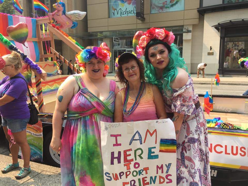 LorrieForseth's tweet photo. Be a rainbow in someone else's cloud. π
- Maya Angelou
#VanVirtualPride ππππ§‘πβ€π€ https://t.co/oNEh6Y6n5B