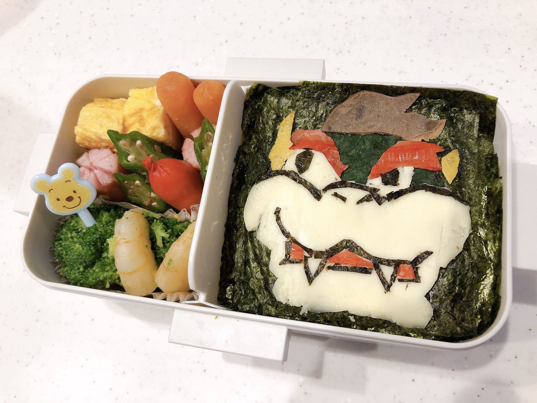 にわとり 他の子にgauze弁当見られたら教室が騒然としそうなので息子リクエストのクッパ大王に差し替えました スーパー マリオ お弁当 キャラ弁 お弁当記録 T Co Xaocszk8ce Twitter