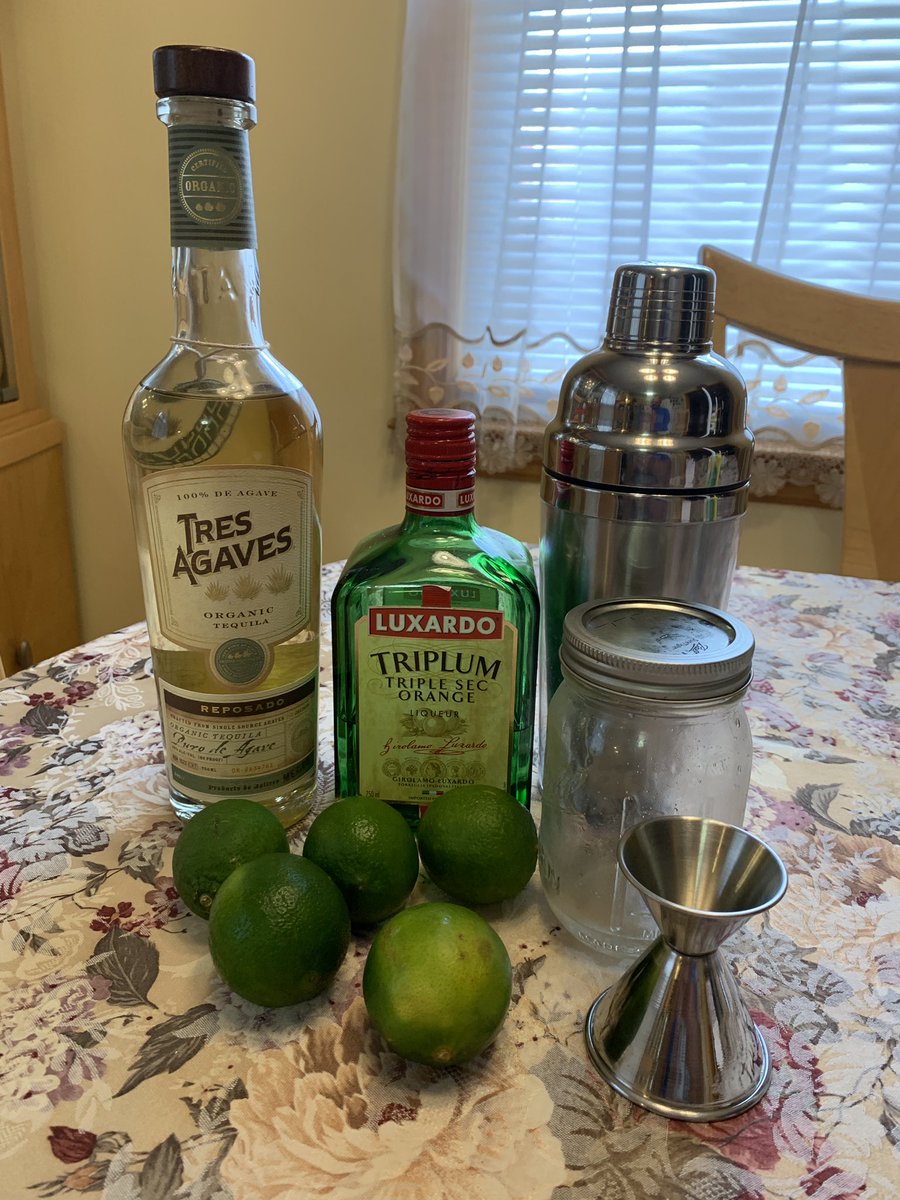You know what rhymes with Sunday? Margarita! Not really but after a weekend in the pool it is time to wind down with a homemade <a href="/tresagaves/">Tres Agaves</a> margarita! Check out our website for the recipe.

#mexico #tequila #fiesta #cocktails #margarita #food #foodie  #margaritaville #TresAgaves