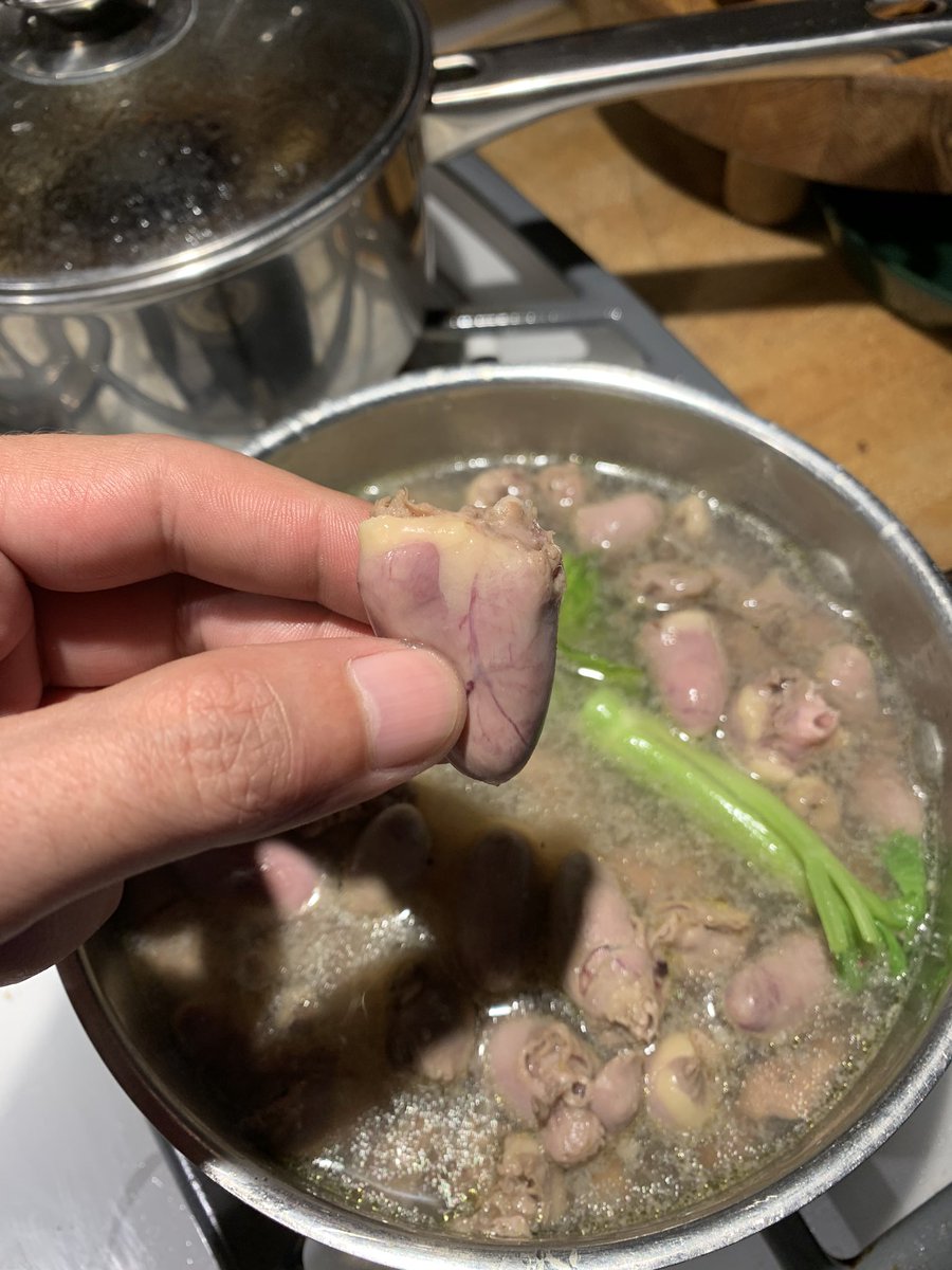 DigitalDDaniels's tweet photo. Yup I’m gonna have yardbird hearts... cause it’s the best #botfood for dealing with trolls. 😂. Don’t judge me I eat weird shit. https://t.co/bCzyO654Qf