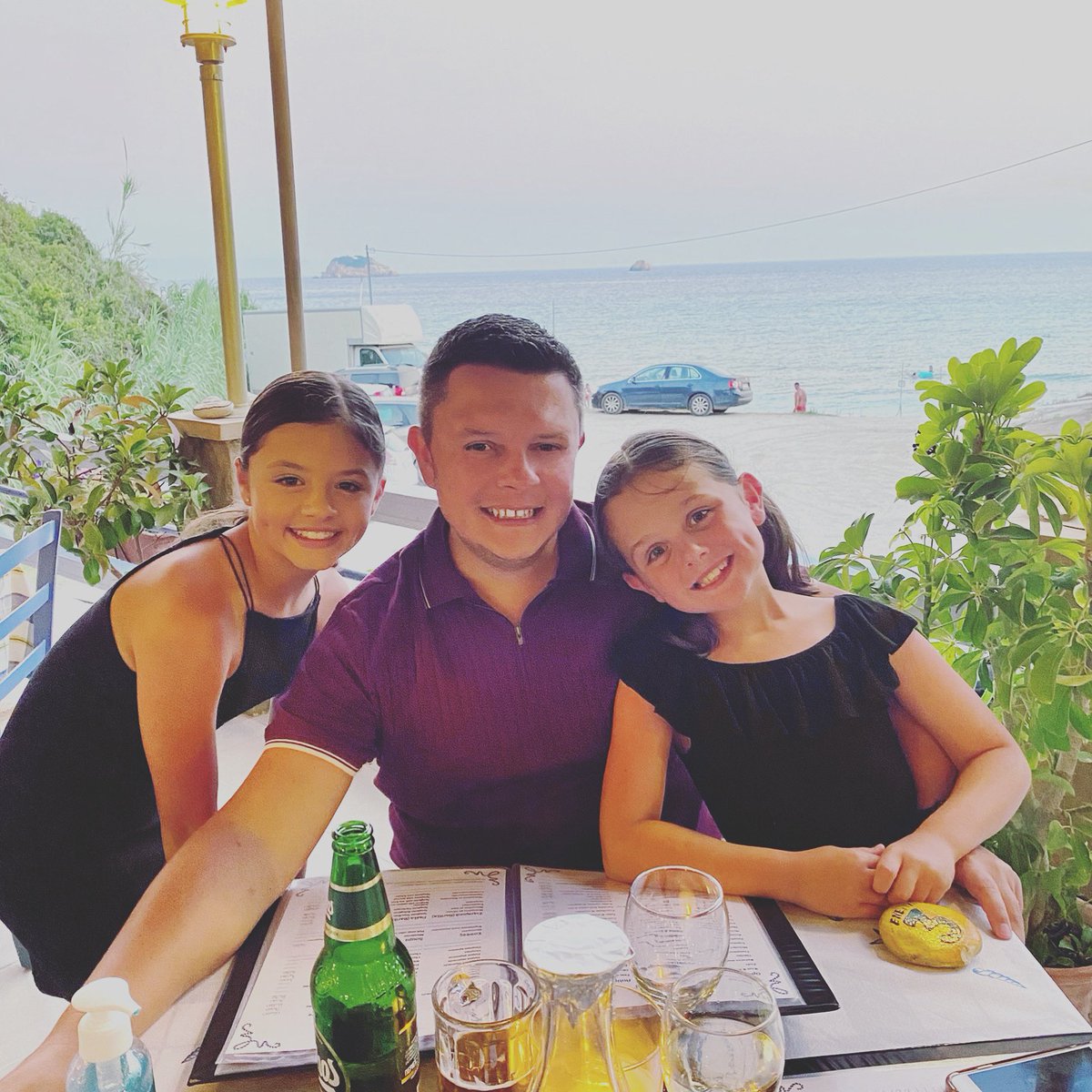 mattrob2207's tweet photo. Everyone needs some time off to recharge and take a step away. Make sure you take it! https://t.co/vXEiOpgiJs