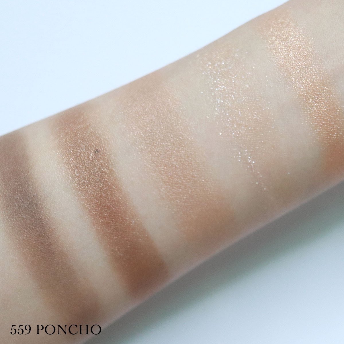 常岡 珠希 Dior サンク クルール クチュール 私が購入したのは559 ポンチョ 649 ヌード ドレスです 使用したメイクは順にまたご紹介しますねっ