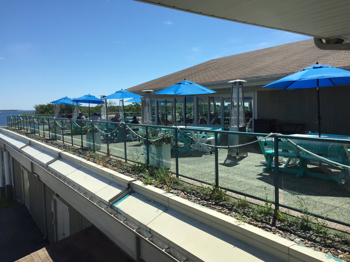 angela_rafuse's tweet photo. Great Reno’s at @oakislandresort - took a sneak peek! #explorenovascotia https://t.co/oYpoCMxENn