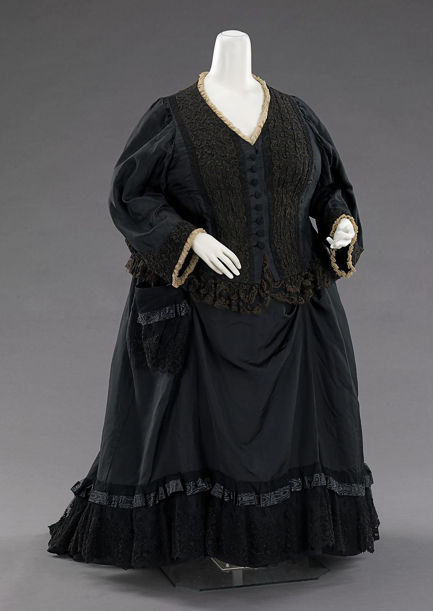 MOURNING DRESS: Women in mourning were expected to alter every bit of their usual attire for widowhood, although in practice, by the end of the 19th century the rules for mourning dress were not quite as strict as some etiquette books would have us believe.