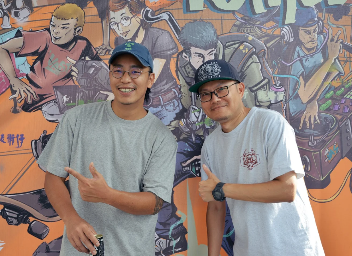 Taiwan_News_Ch's tweet photo. #台北 #西門町 #後街 #文化祭 齊聚 #塗鴉、#DJ、#滑板 #街頭流行 #自由 #活力 進駐 #電影公園
https://t.co/sskCumRisc https://t.co/rob1d5M9ph