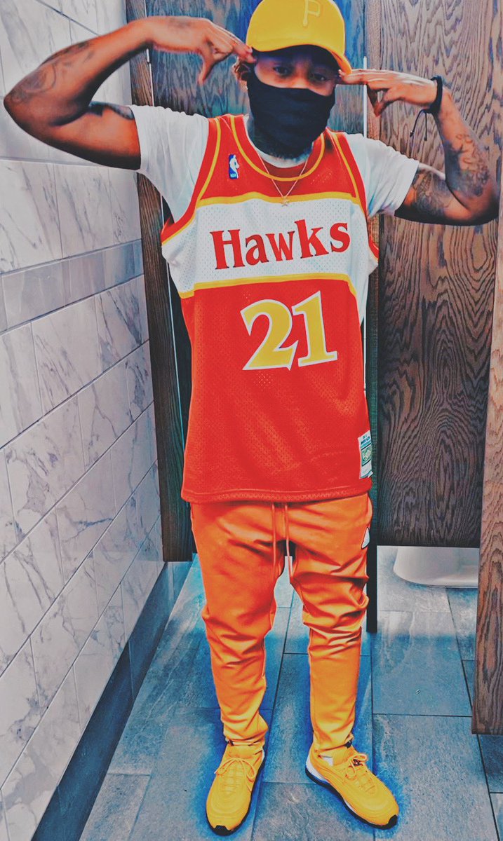 😴
#Drip #Mensfashion #unsigned #TrendingNow #loudpat #hiphop #Dynamite #RapArtist