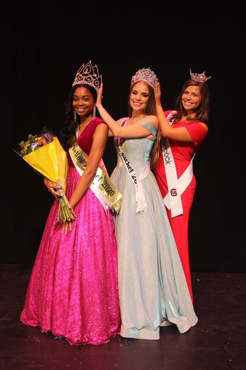 callie_farrell's tweet photo. Tonight, I was the emcee for the Miss Yellow Jacket 2020 crowning ceremony for their virtual pageant! I am so proud of my alma mater for finding a way to continue this Irmo tradition. Congratulations to Miss Yellow Jacket 2020, Taylor Terry! 🐝👑 #irmostrong #pridein5 https://t.co/rChRcH7A7O